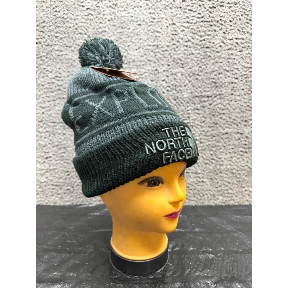 NWT The North Face Logo Embroidered Retro Pom Beanie Black Unisex One Size